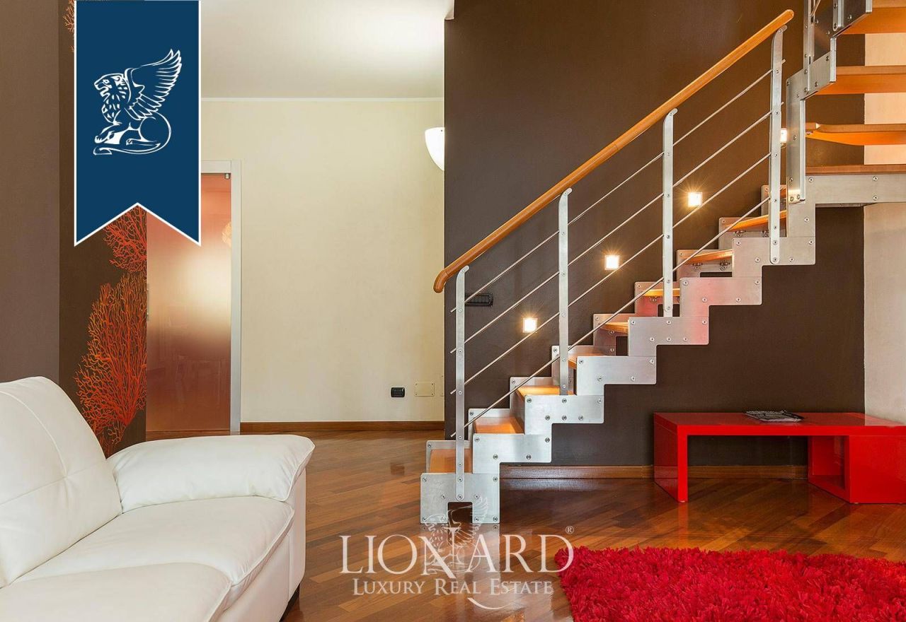 Apartment in Milan, Italy, 310 m² - picture 4