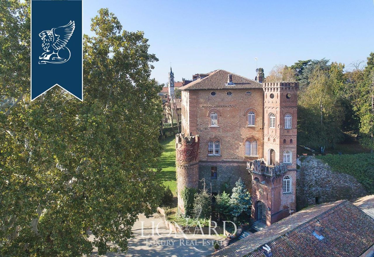 Hotel en Alessandria, Italia, 2 500 m² - imagen 4