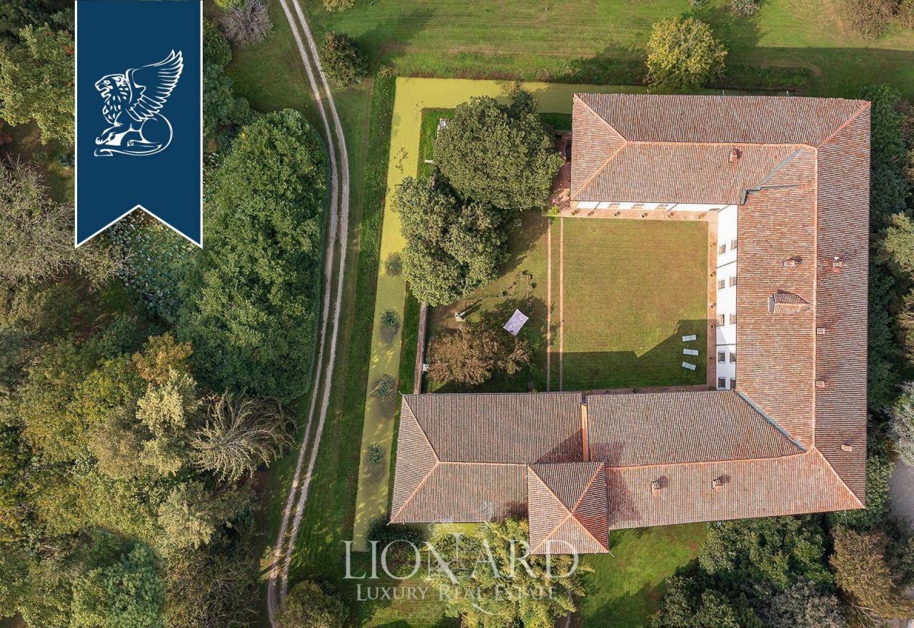 Castello a Pavia, Italia, 2 600 m² - foto 4
