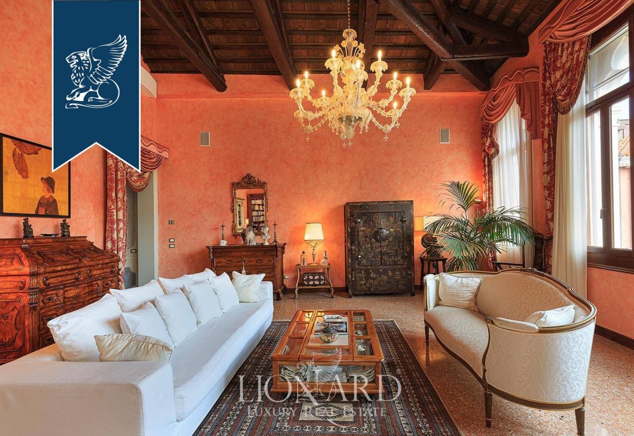 Apartment in Venice, Italy, 310 m² - picture 4