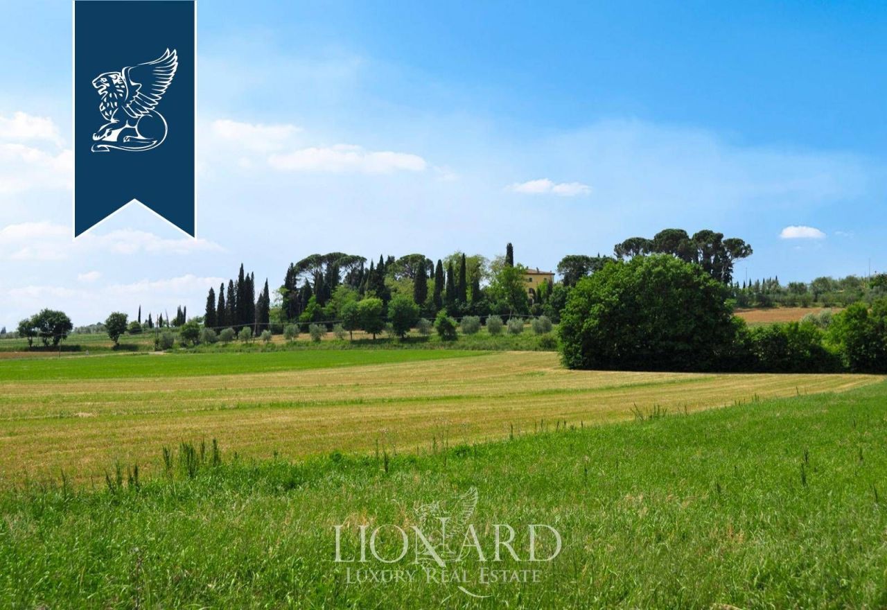 Villa ad Arezzo, Italia, 2 000 m² - foto 4