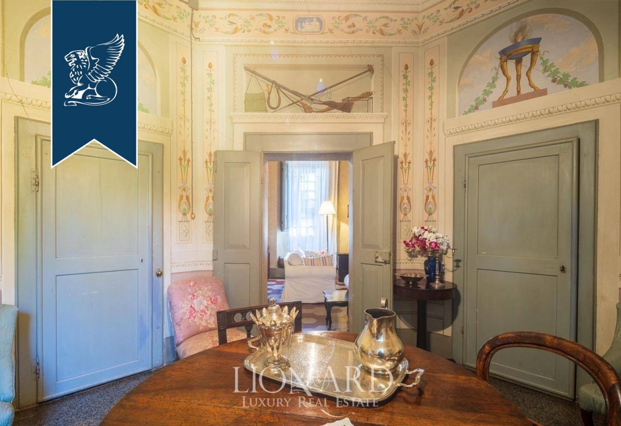 Villa a Livorno, Italia, 1 527 m² - foto 4