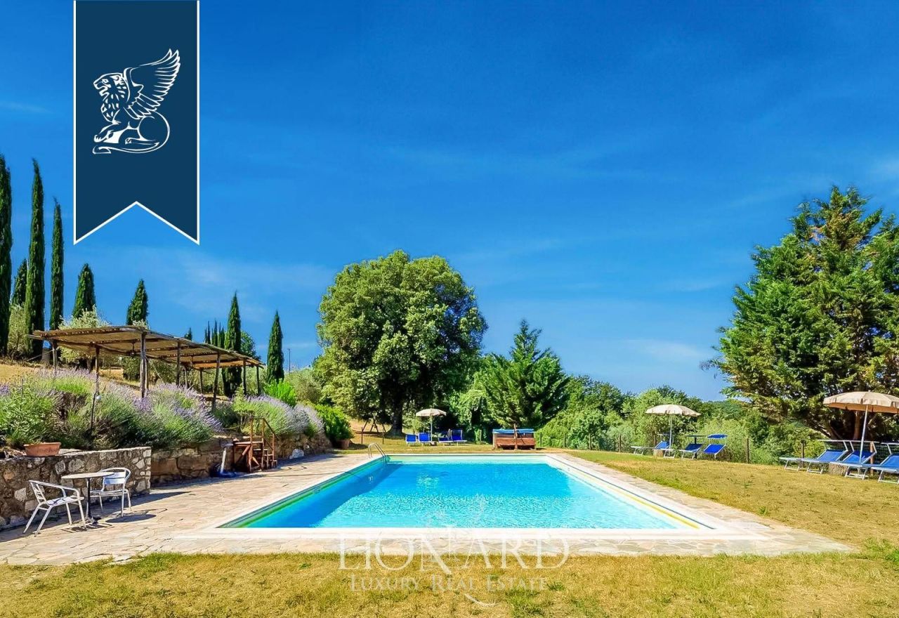 Villa à Sienne, Italie, 714 m² - image 4