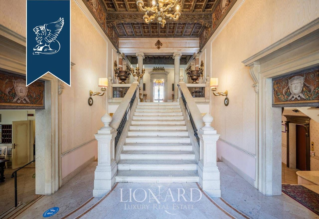 Hotel in Ferrara, Italy, 2 273 m² - picture 4