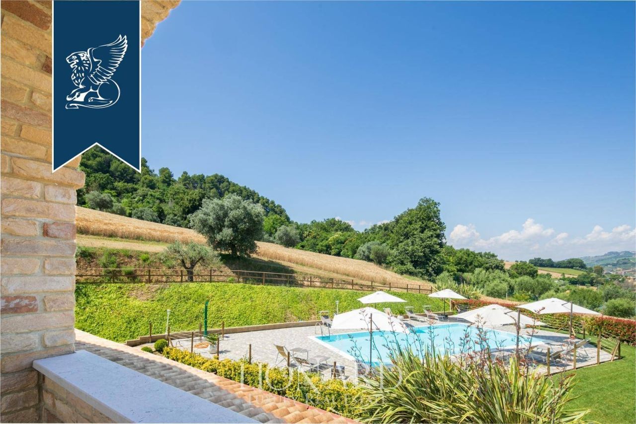 Farm in Ascoli Piceno, Italien, 400 m² - Foto 4