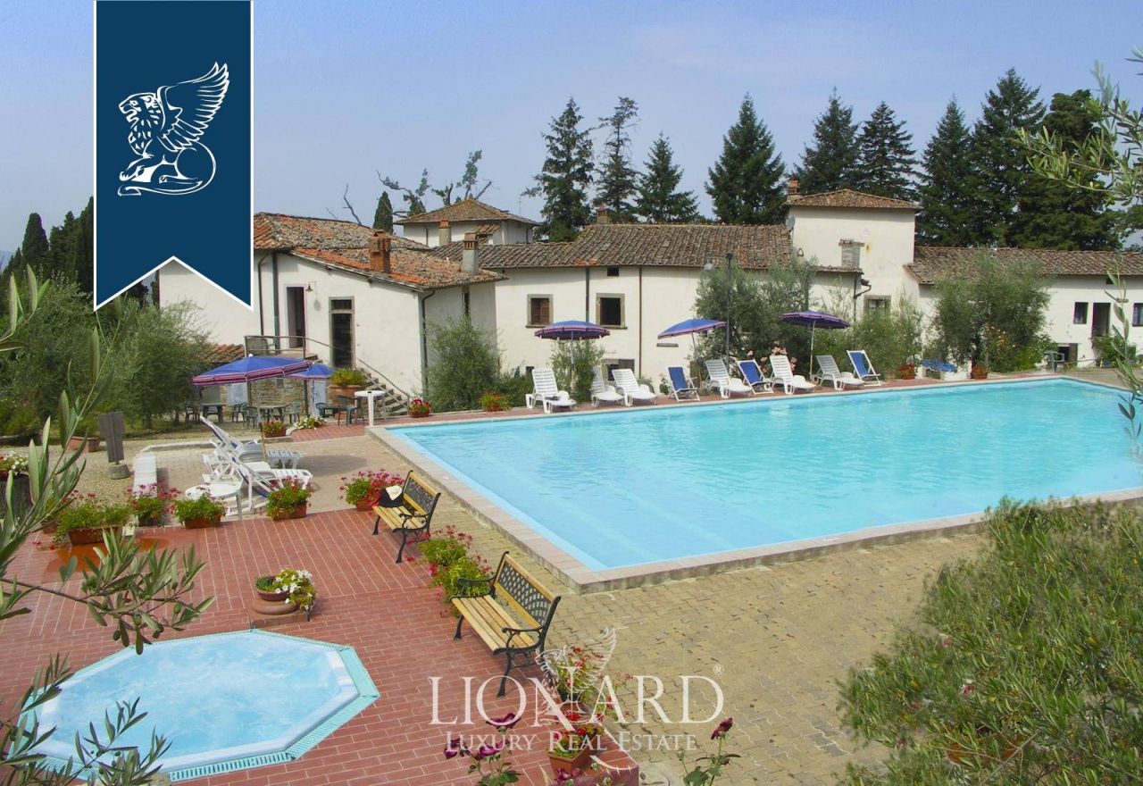 Ferme à Florence, Italie, 3 000 m² - image 4