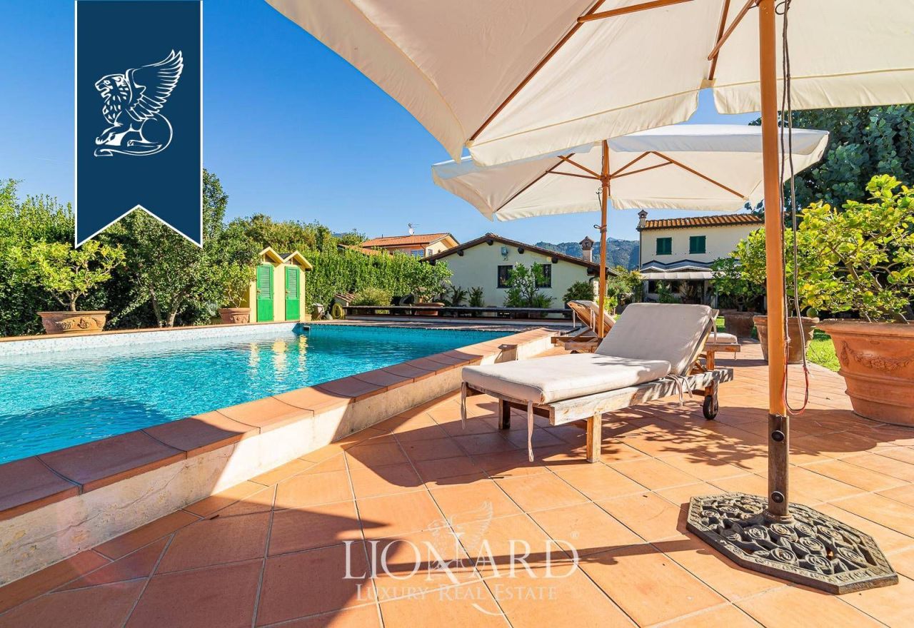 Villa a Massarosa, Italia, 478 m² - foto 4