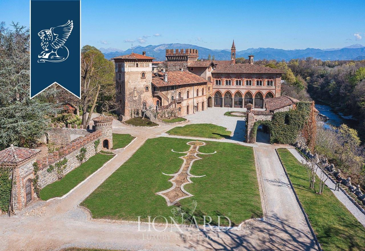 Castello a Bergamo, Italia, 2 200 m² - foto 4
