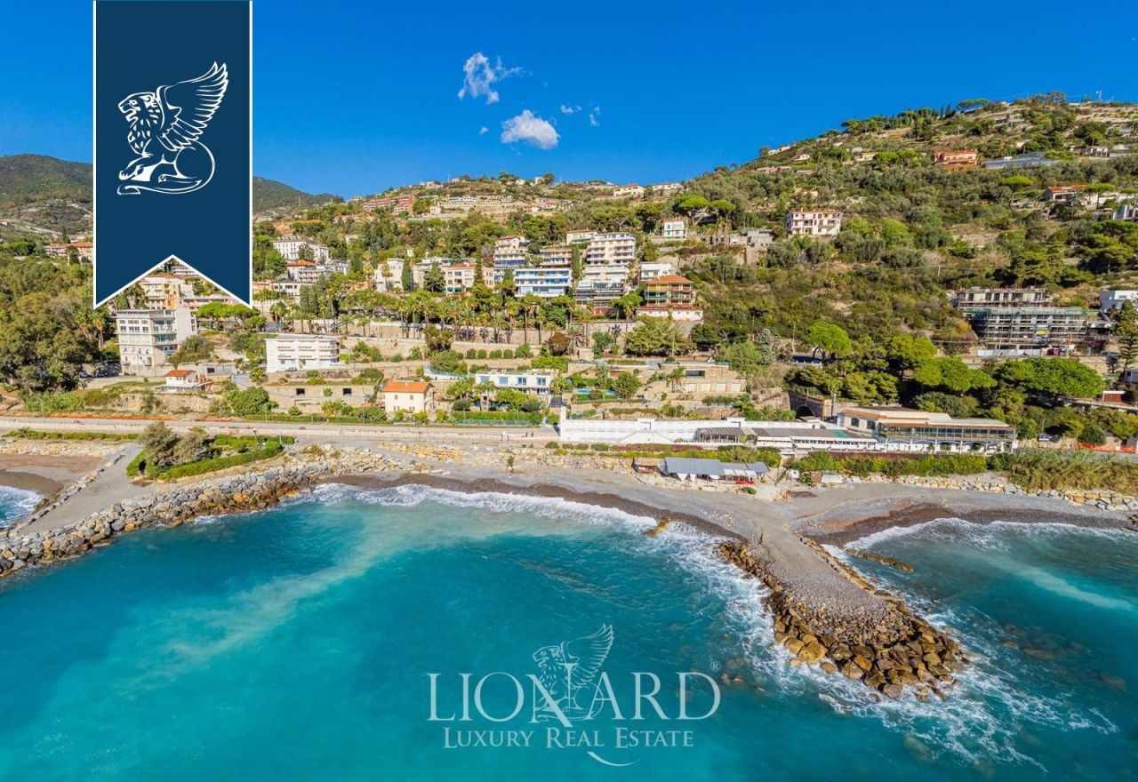 Villa in Ospedaletti, Italy, 450 m² - picture 4