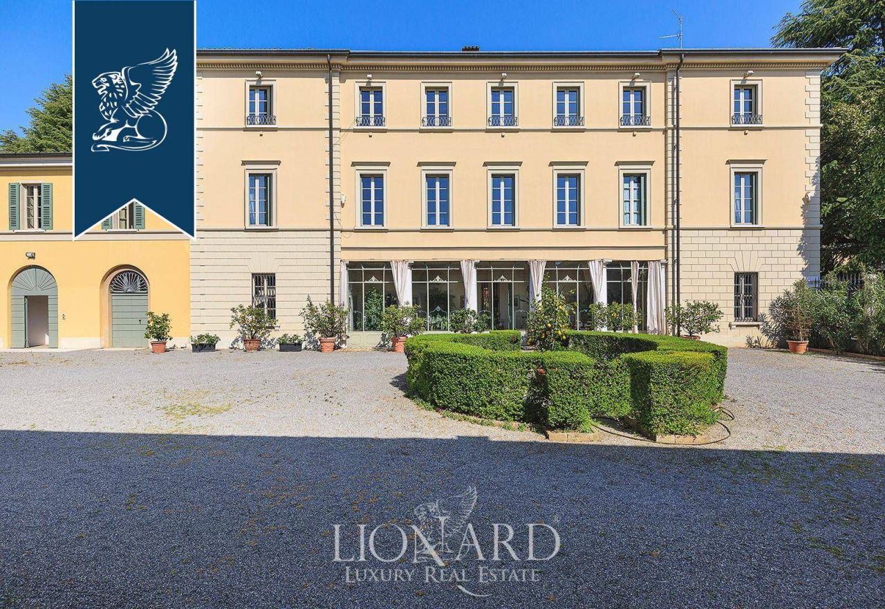 Villa à Brescia, Italie, 1 500 m² - image 4