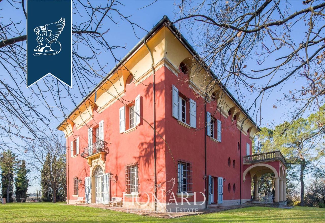 Villa a Bologna, Italia, 1 000 m² - foto 4