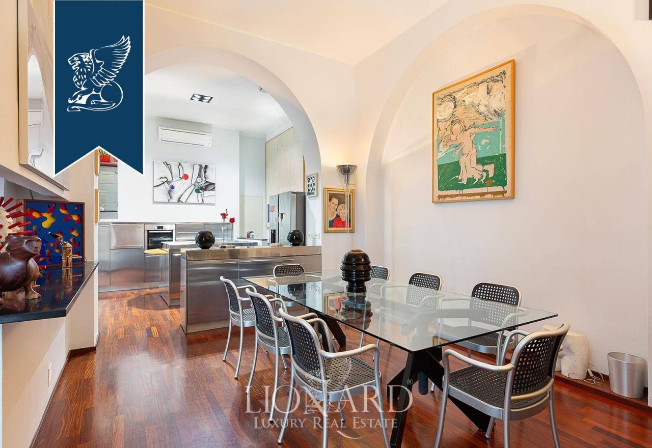 Maison à Milan, Italie, 357 m² - image 4