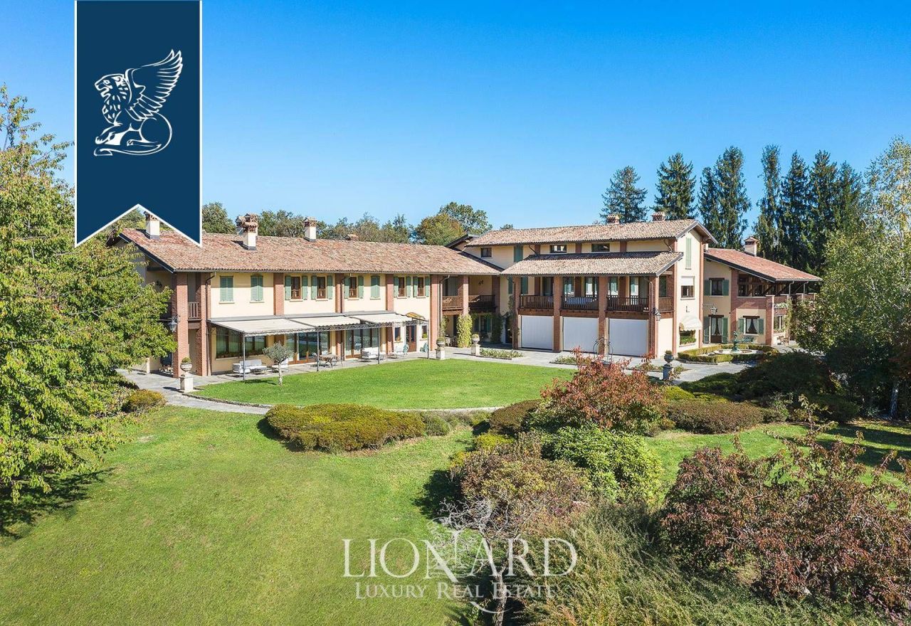 Villa a Tradate, Italia, 3 200 m² - foto 4