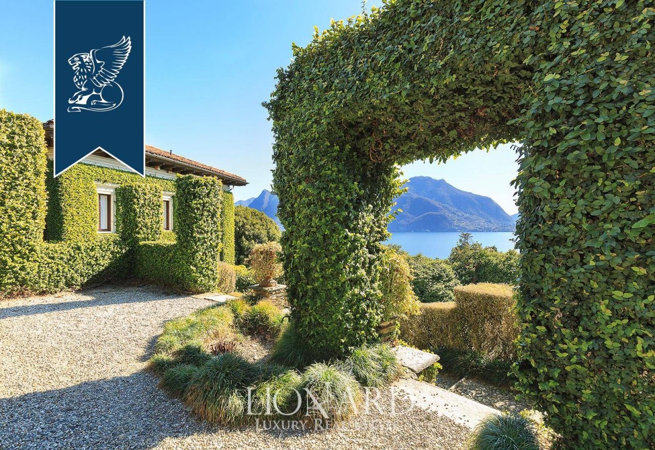 Villa en Verbania, Italia, 1 827 m² - imagen 4