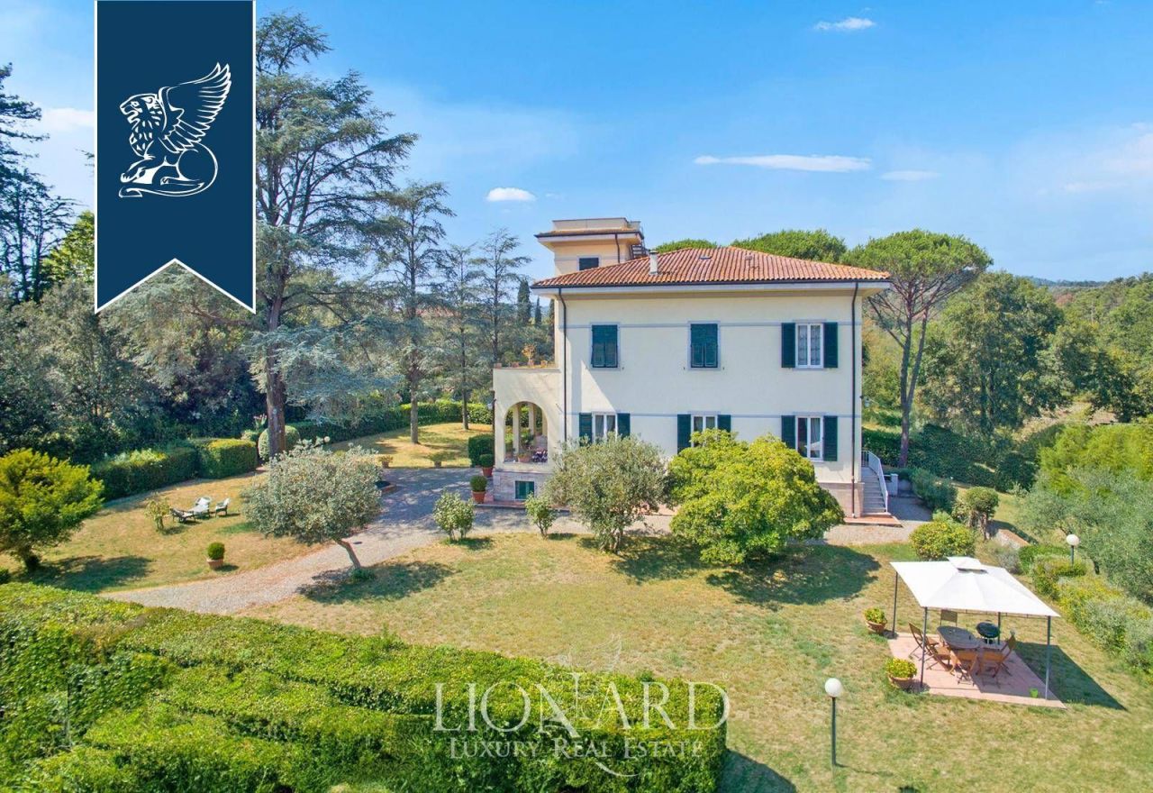 Villa in Lucca, Italien, 600 m² - Foto 4