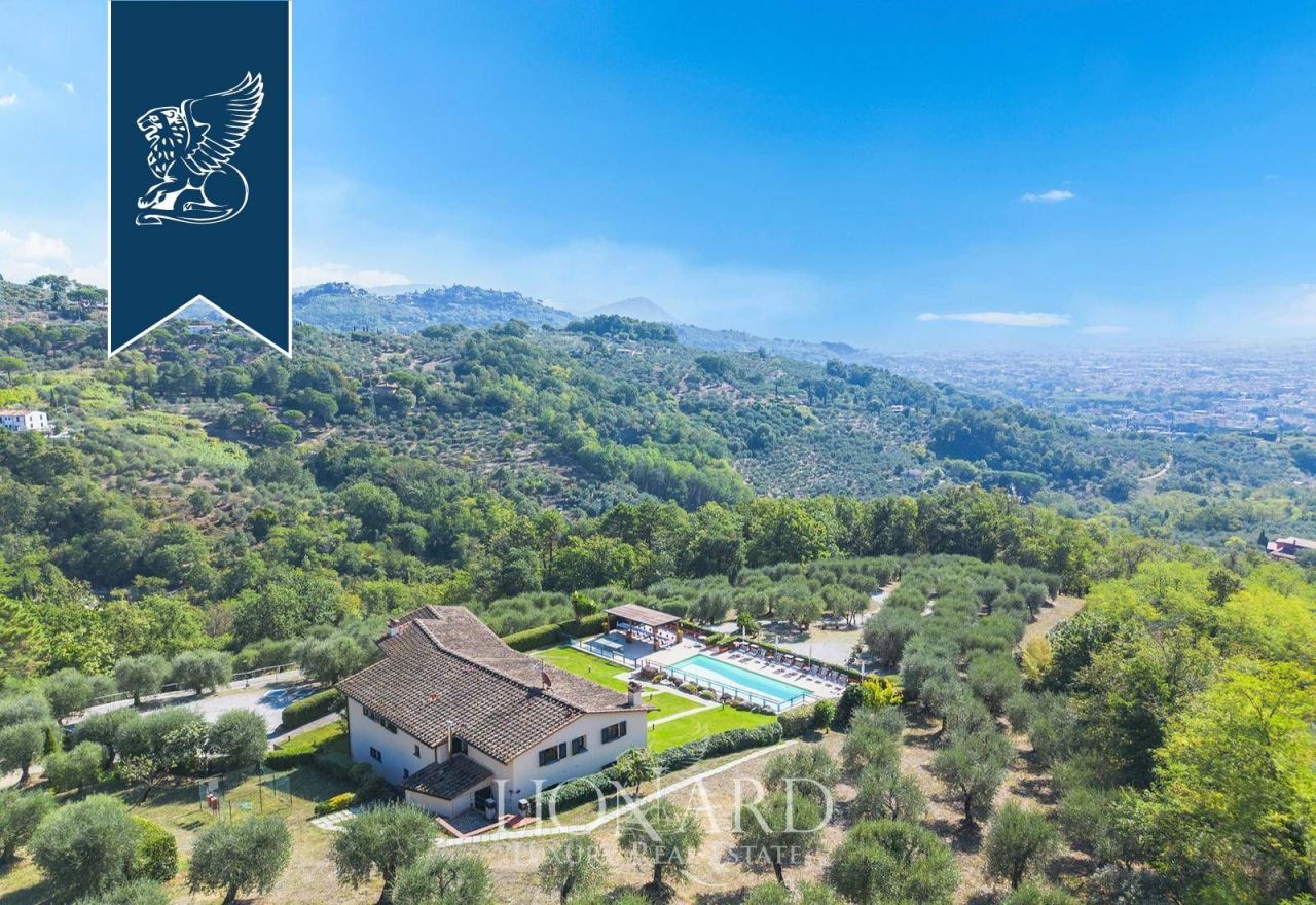 Villa in Pistoia, Italy, 600 m² - picture 4