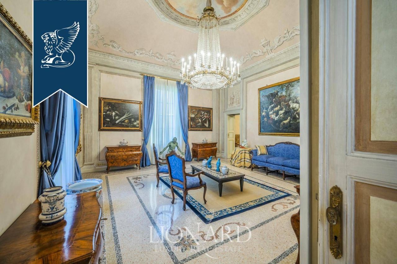 House in Piacenza, Italy, 2 700 m² - picture 4