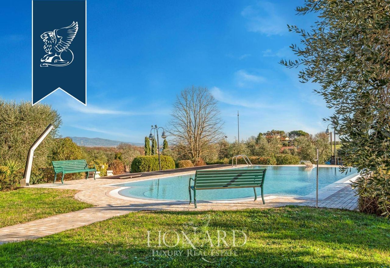 Villa à Lucques, Italie, 1 680 m² - image 4