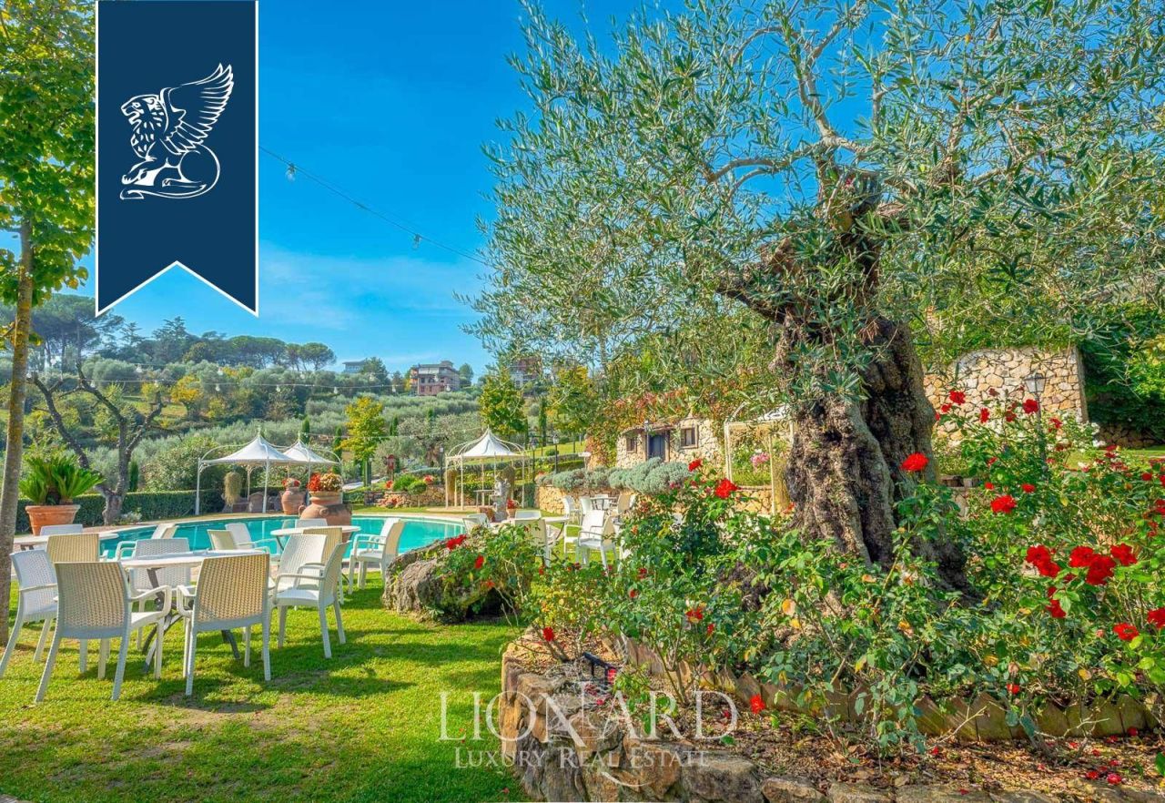 Villa in Rom, Italien, 1 100 m² - Foto 4