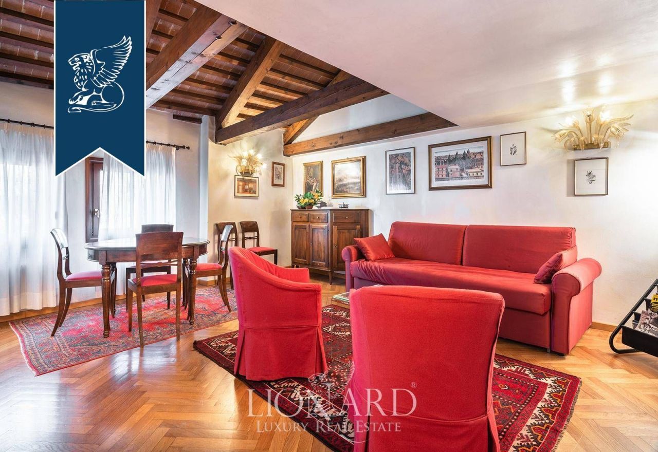 Apartment in Venice, Italy, 140 m² - picture 4