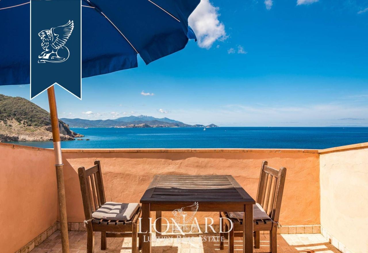 Villa en Livorno, Italia, 800 m² - imagen 4