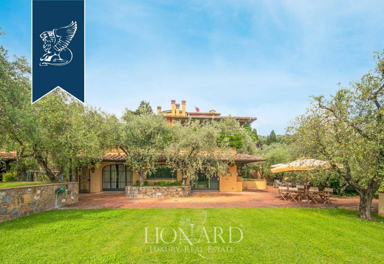 Villa a Prato, Italia, 1 000 m² - foto 3