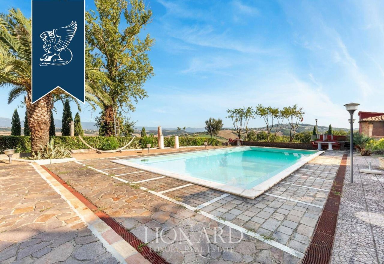 Villa in Todi, Italy, 850 m² - picture 3