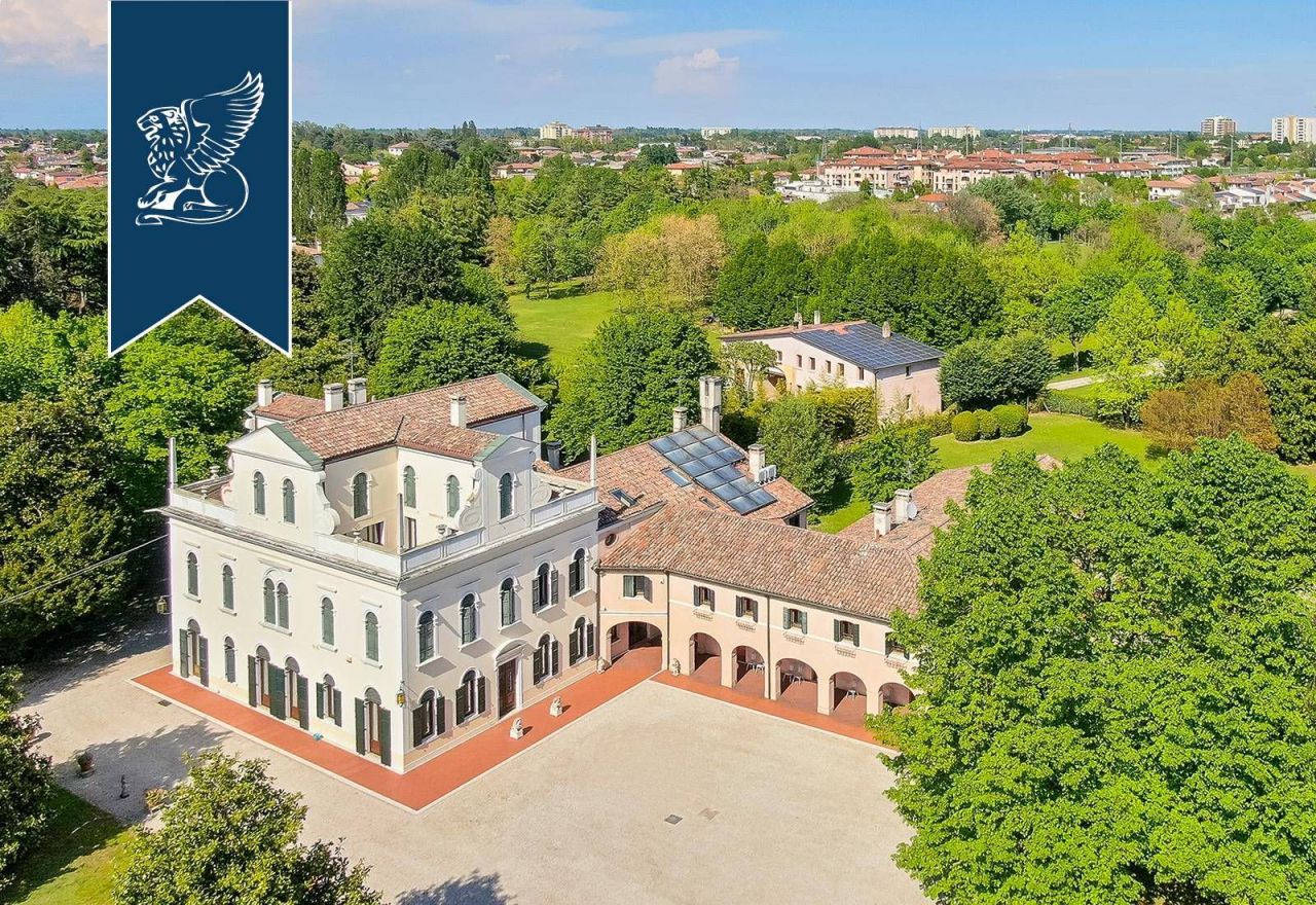 Villa à Trévise, Italie, 1 800 m² - image 3