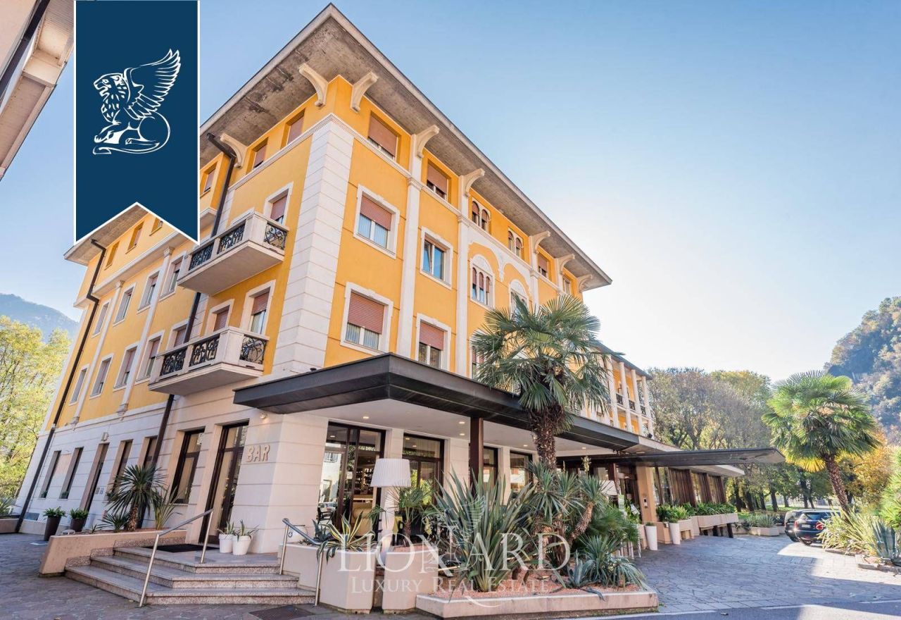 Hotel, albergo a Brescia, Italia, 4 000 m² - foto 3