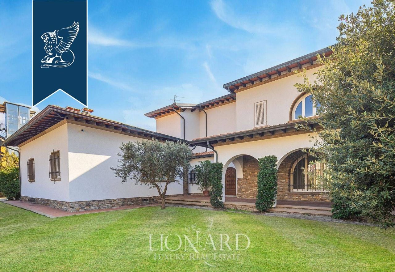 Villa en Pistoia, Italia, 900 m² - imagen 3