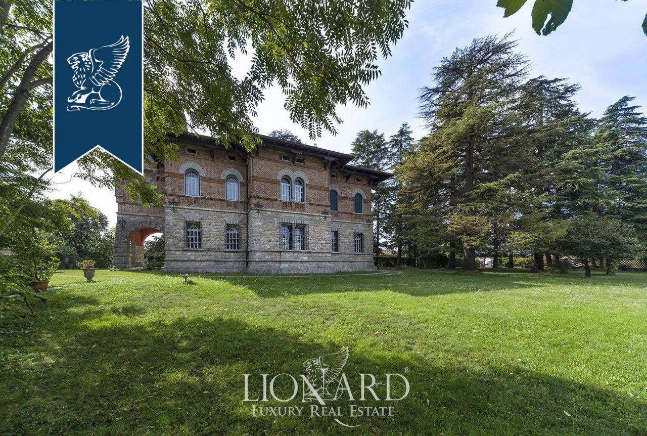 Villa à Udine, Italie, 1 150 m² - image 3