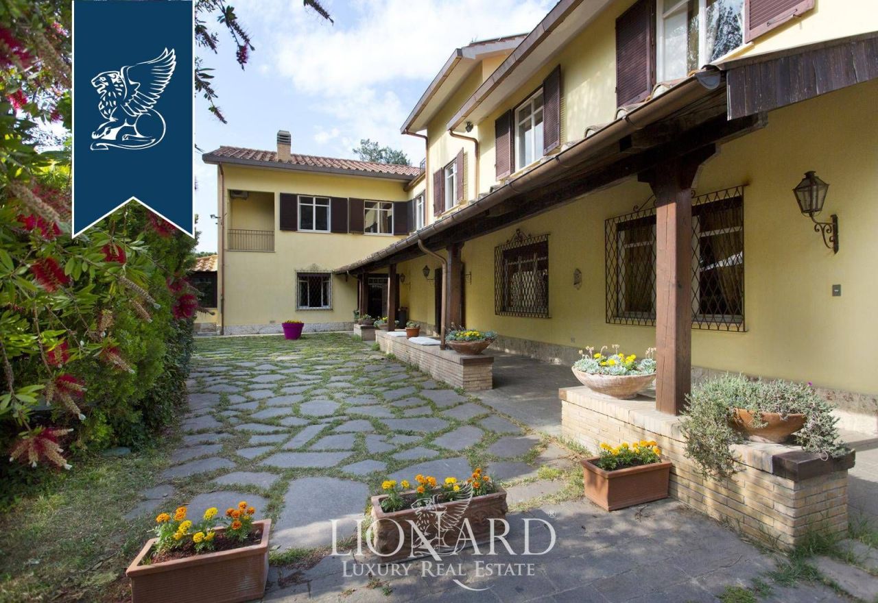 Villa a Roma, Italia, 1 000 m² - foto 4