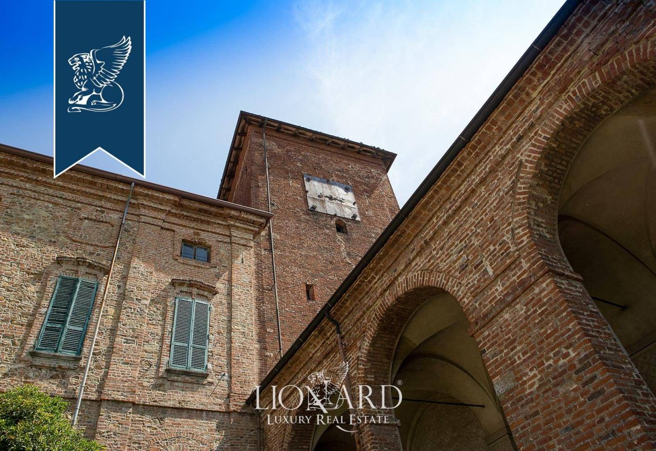 Château à Pavía, Italie, 7 000 m² - image 4