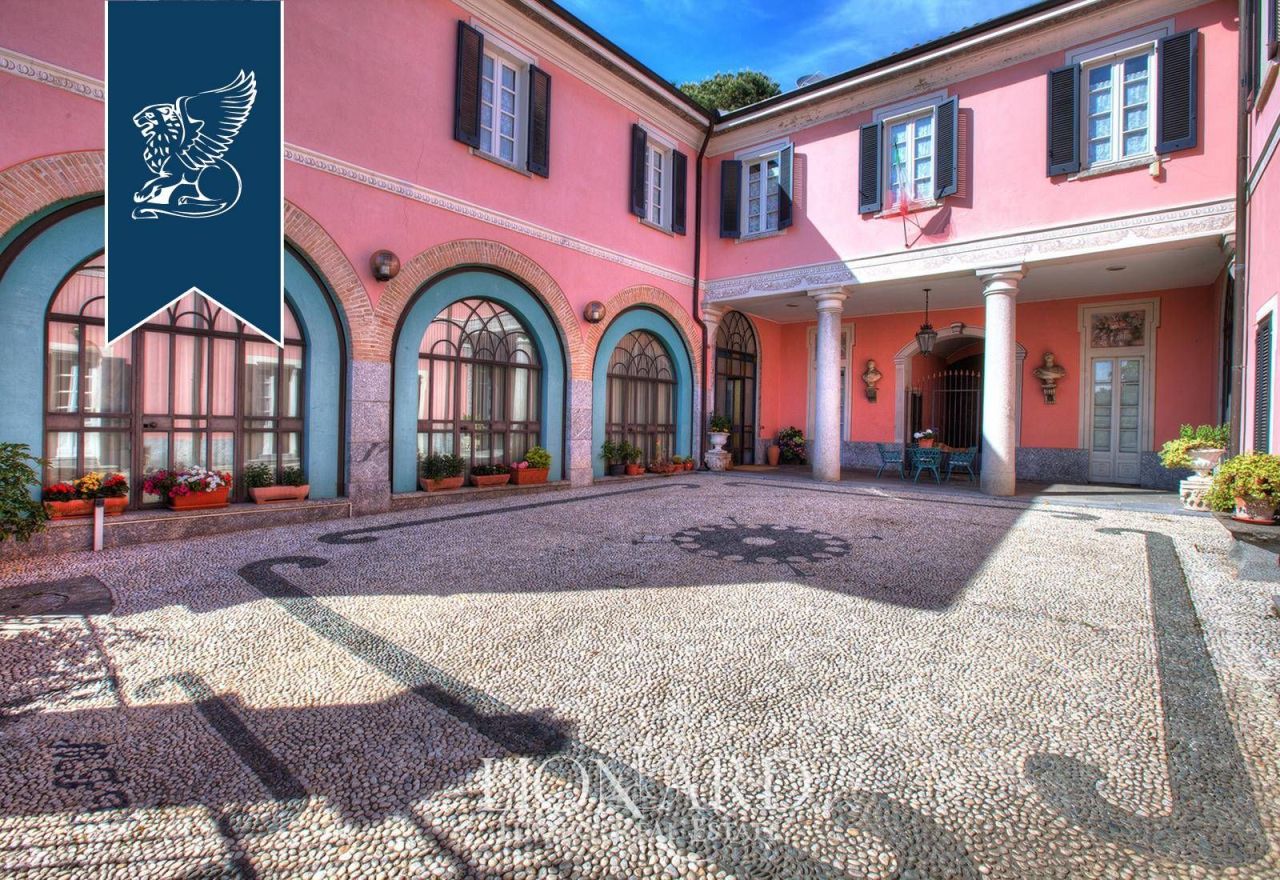 Villa in Como, Italy, 700 m² - picture 3