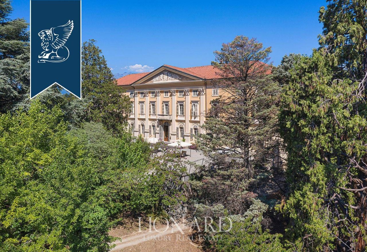 Hotel en Turín, Italia, 3 500 m² - imagen 3