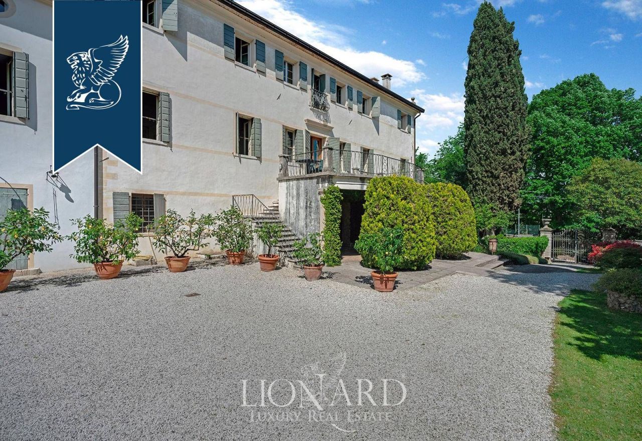 Villa ad Asolo, Italia, 1 200 m² - foto 3