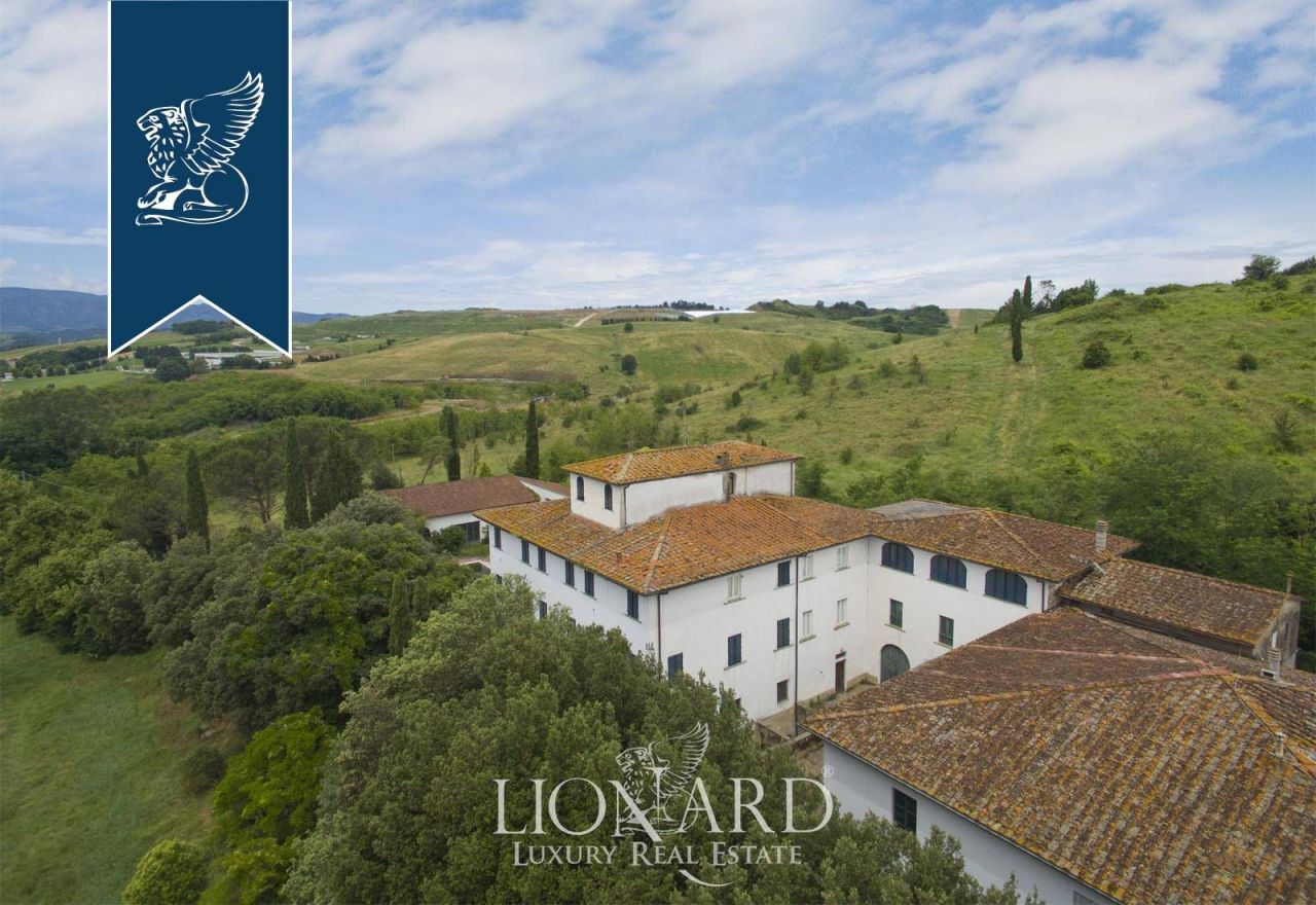 Villa ad Arezzo, Italia, 3 000 m² - foto 4