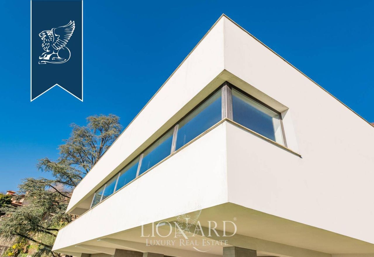 Villa a Brescia, Italia, 769 m² - foto 3