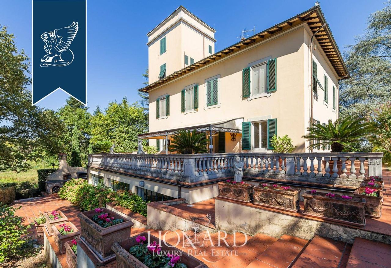 Villa à Lucques, Italie, 759 m² - image 3