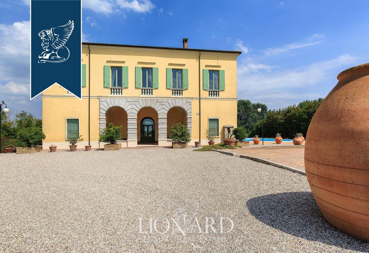 Villa in Goito, Italien, 1 500 m² - Foto 3