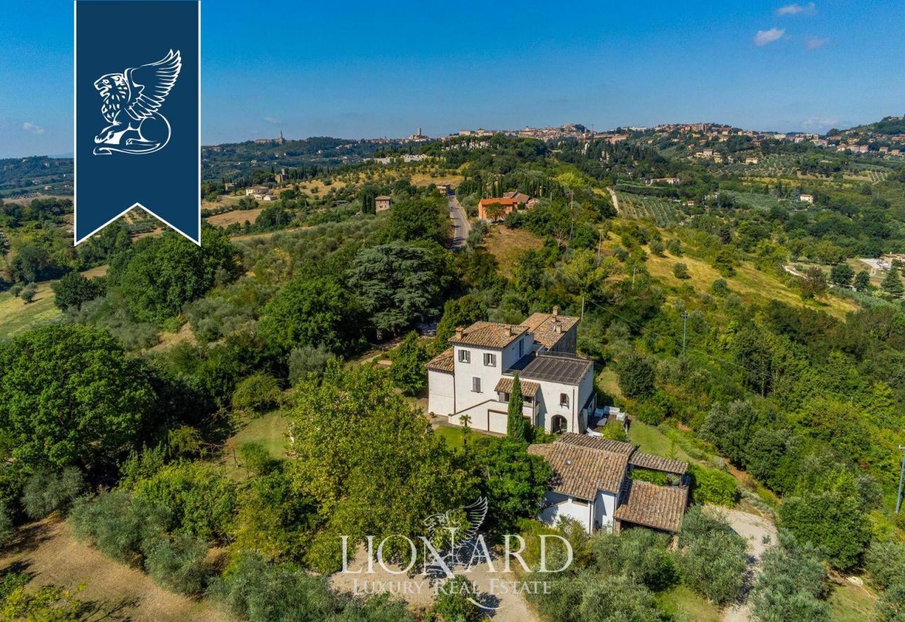 Villa en Perugia, Italia, 600 m² - imagen 3