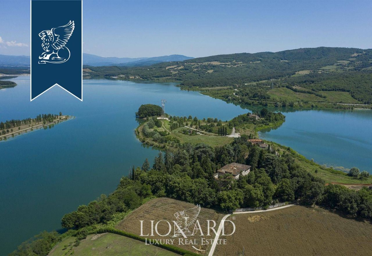 Villa a Firenze, Italia, 2 000 m² - foto 3