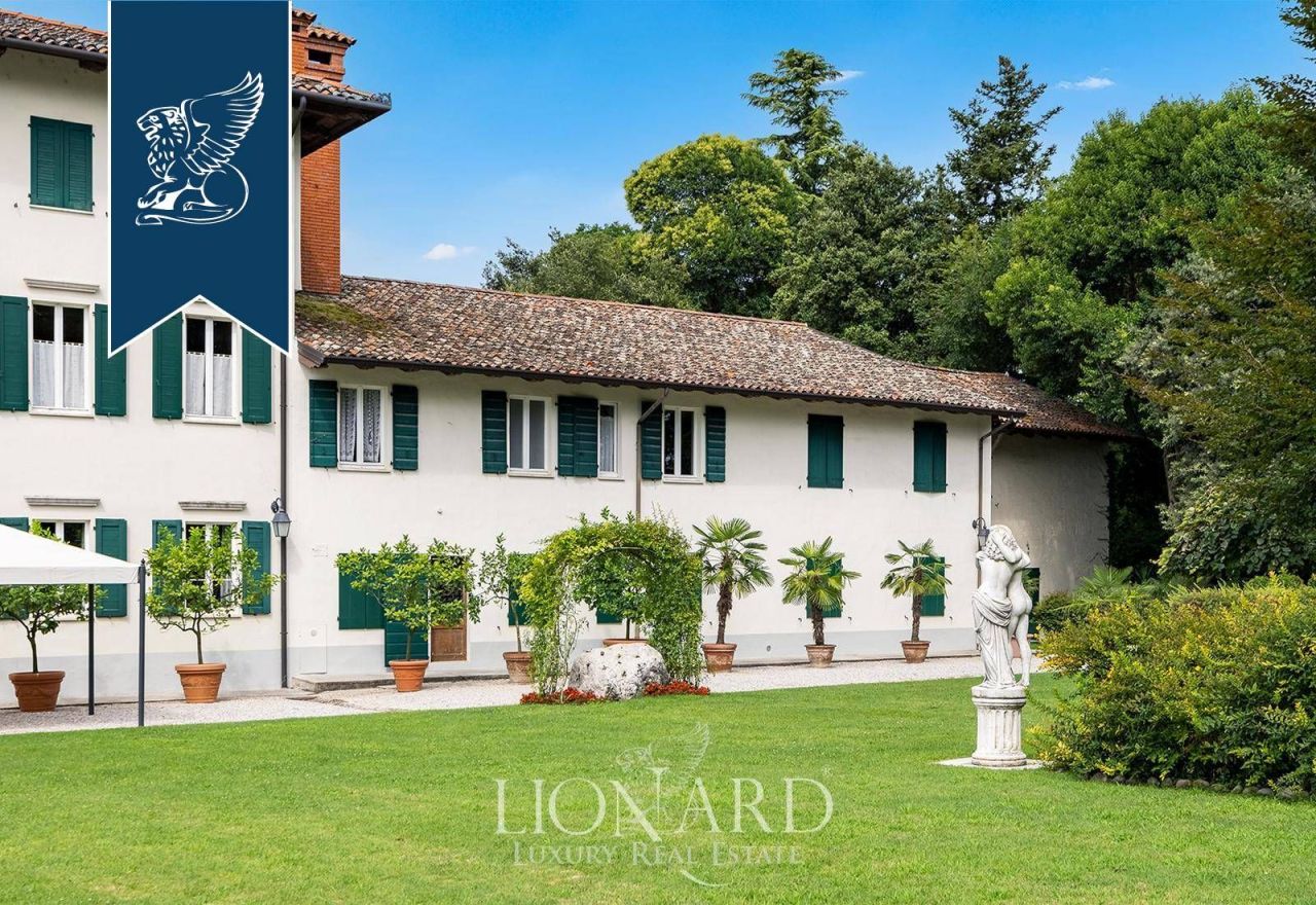 Villa a Pordenone, Italia, 2 300 m² - foto 5