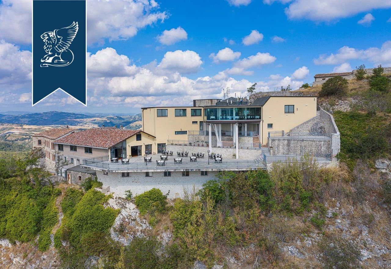 Castle in Rimini, Italy, 3 000 m² - picture 5