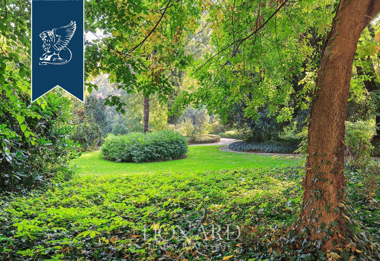 Villa in Cremona, Italy, 1 850 m² - picture 5