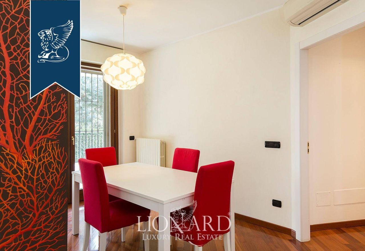 Apartment in Milan, Italy, 310 m² - picture 5