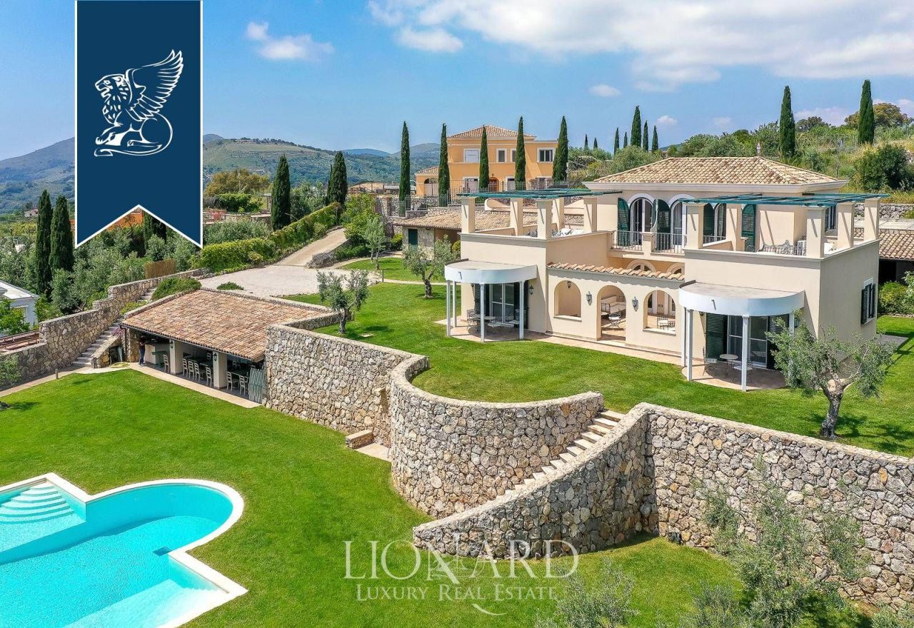 Casa a Latina, Italia, 400 m² - foto 5