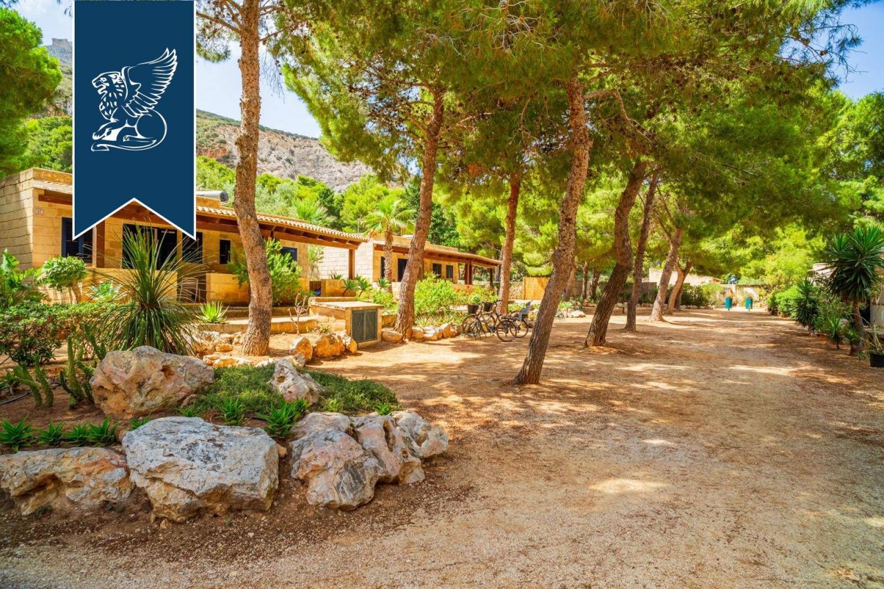 Casa en Favignana, Italia, 2 100 m² - imagen 5