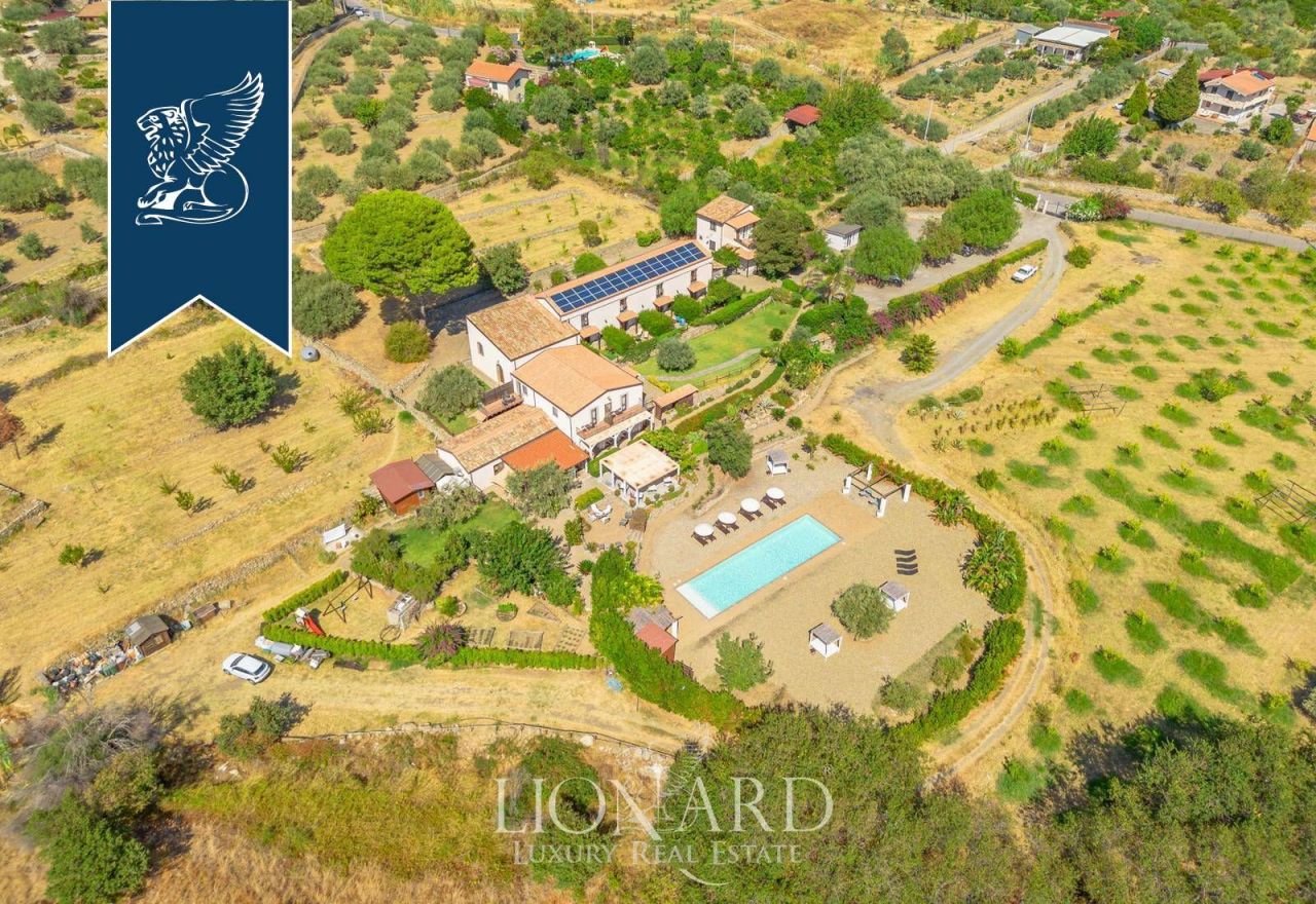 Ferme à Catane, Italie, 897 m² - image 5