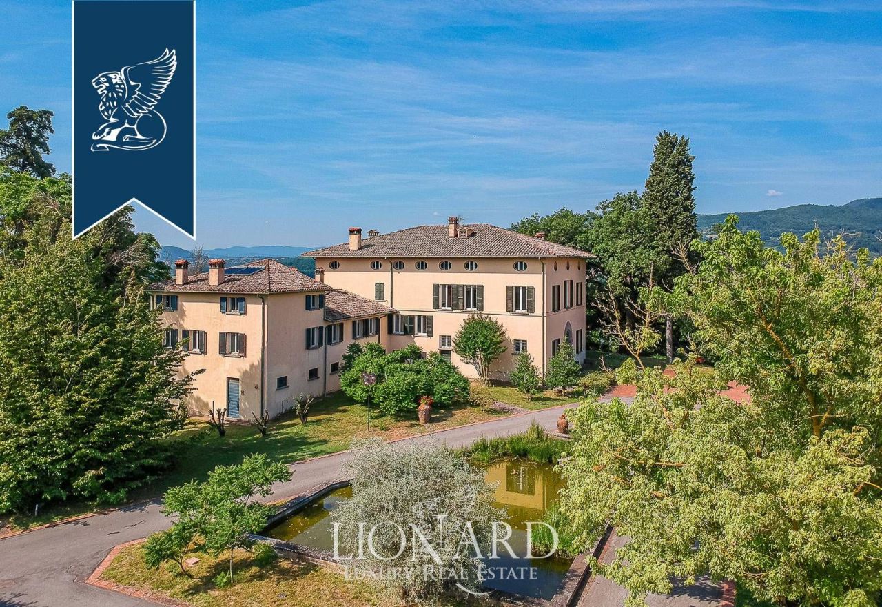 Villa en Citta di Castello, Italia, 1 000 m² - imagen 5